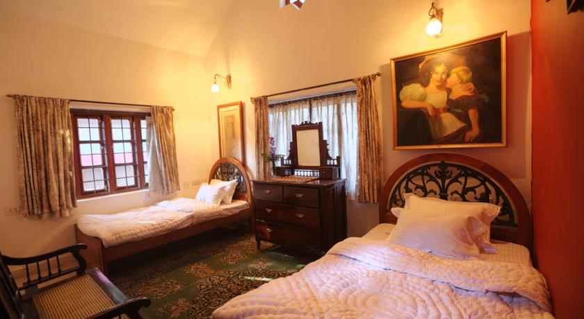 The Red House Bed and Breakfast Ooty Rum bild