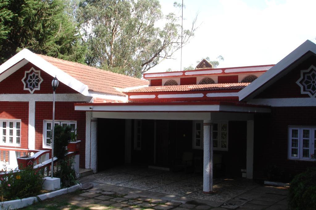 The Red House Bed and Breakfast Ooty Exteriör bild