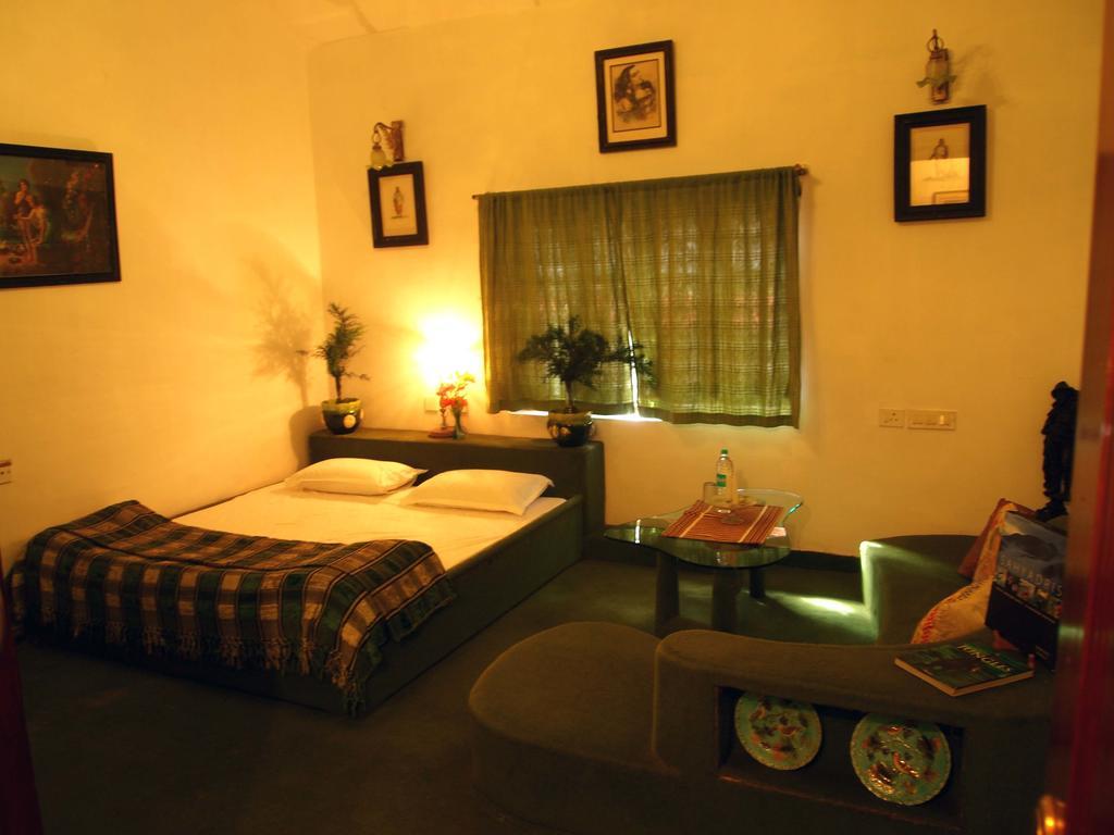 The Red House Bed and Breakfast Ooty Rum bild